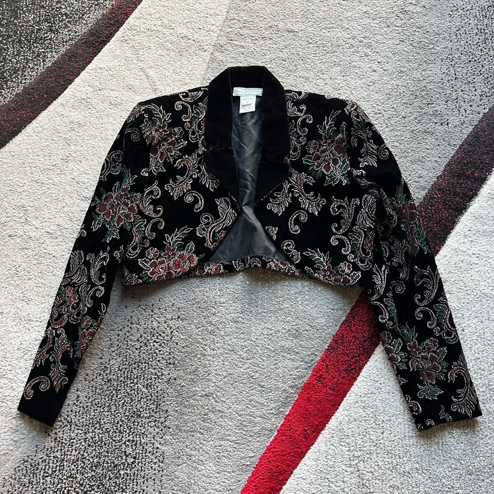 Scott McClintock Black Embroidered Cropped Vintage Jacket